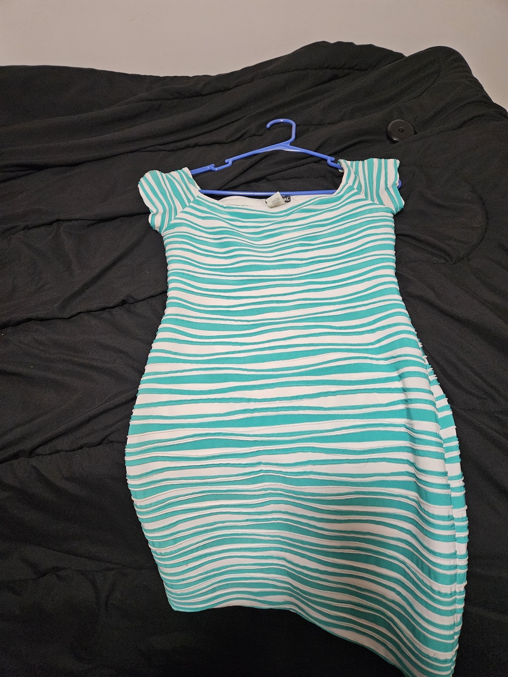 Wet Seal Women’s Medium Green White Striped Bodycon Dress Y2K Stretch